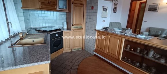 3 bedrooms Villa in Stresa, Italy No. 347689 8