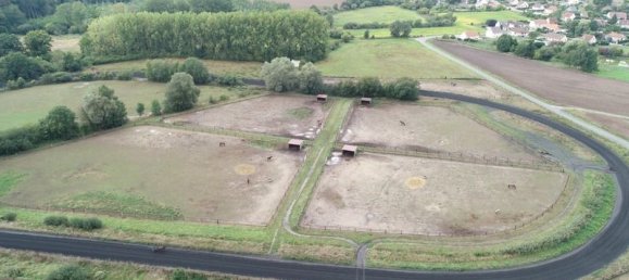  Castillos de 3 dormitorios en Coucy-le-Chateau-Auffrique, France No. 74364 15