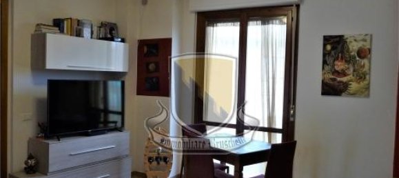 5 rooms Apartment in Sovicille, Italy No. 18111 4