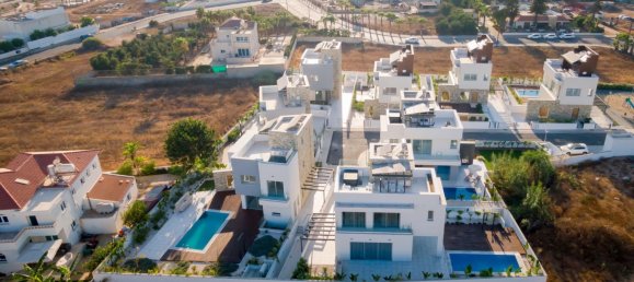 Villa de 4 dormitorios en Ayia Napa, Cyprus No. 29023 16