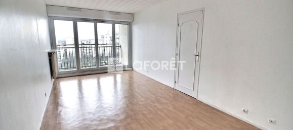 2 chambres Appartement à Gennevilliers, France No. 169161 2