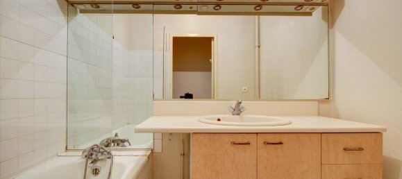 2 Schlafzimmer Wohnung in Reims, France, Nr. 103865 7