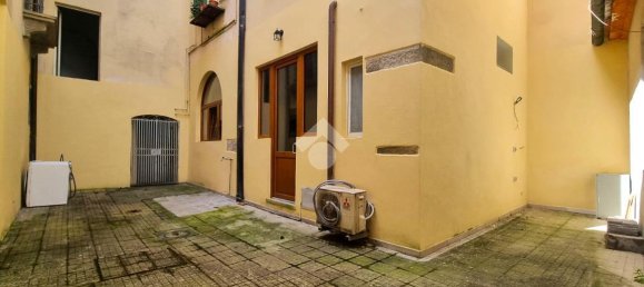 Studio in Pistoia, Italy No. 38101 17