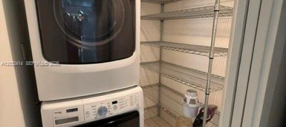 2 dormitorios dúplex en alquiler en Miami, Miami-Dade, Florida, USA № 615014 21