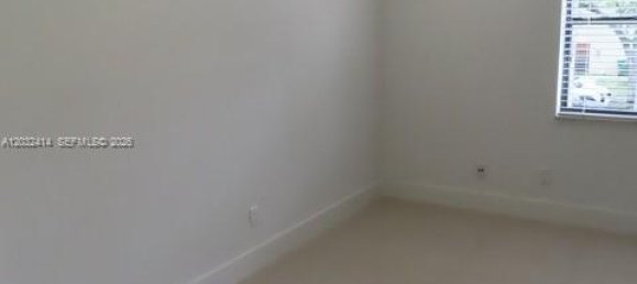 2 dormitorios dúplex en alquiler en Miami, Miami-Dade, Florida, USA № 615014 9