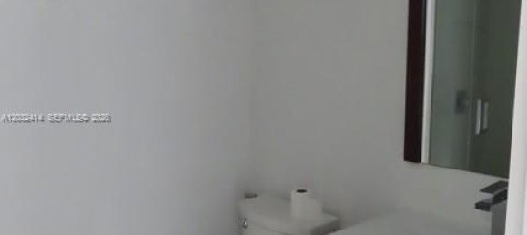 2 dormitorios dúplex en alquiler en Miami, Miami-Dade, Florida, USA № 615014 16