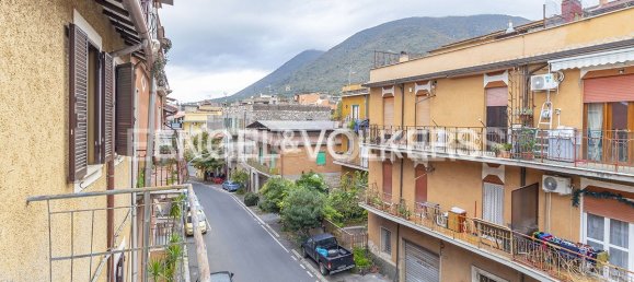 8 bedrooms Building in Marcellina, Italy No. 103857 10