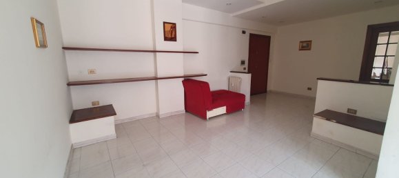 3 rooms Apartment in Rome, Italy No. 192290 9