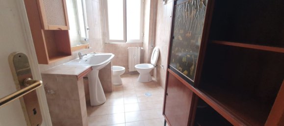 3 rooms Apartment in Rome, Italy No. 192290 24