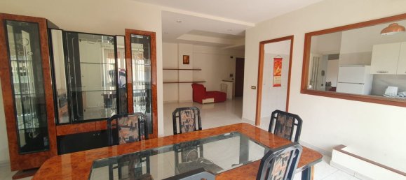 3 rooms Apartment in Rome, Italy No. 192290 2