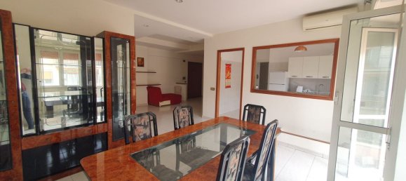 3 rooms Apartment in Rome, Italy No. 192290 3