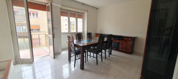 3 rooms Apartment in Rome, Italy No. 192290 4