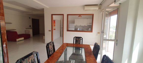 3 rooms Apartment in Rome, Italy No. 192290 5