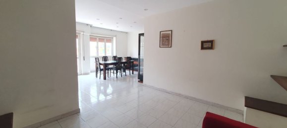 3 rooms Apartment in Rome, Italy No. 192290 10