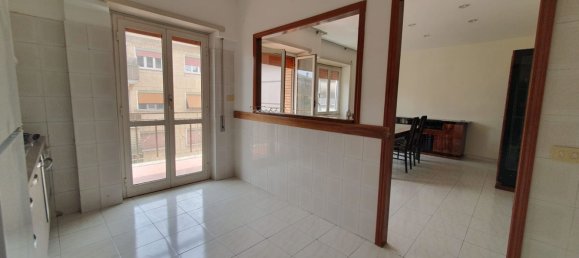 3 rooms Apartment in Rome, Italy No. 192290 11