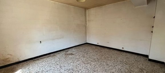 Дом с 20 спальнями в Перонна, Франция № 311693 3