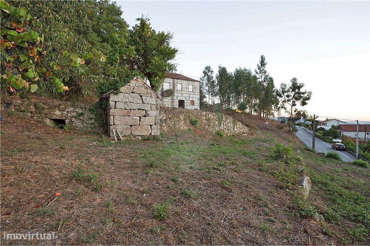 9 bedrooms Land in Amarante, Portugal No. 52288