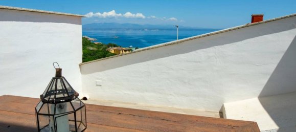 2 bedrooms House in Santa Teresa Gallura, Italy No. 123215 5