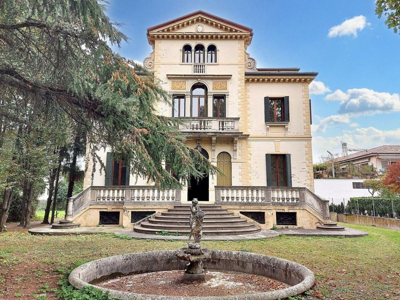 10 bedrooms Villa in Treviso, Italy No. 372676