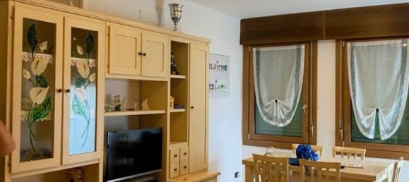 Квартира с 6 комнатами в Удине, Италия № 310009 2