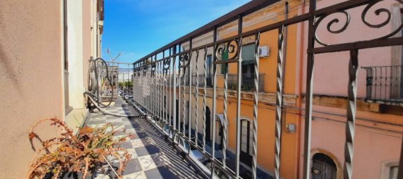 8 rooms House in Riposto, Italy No. 24436 25