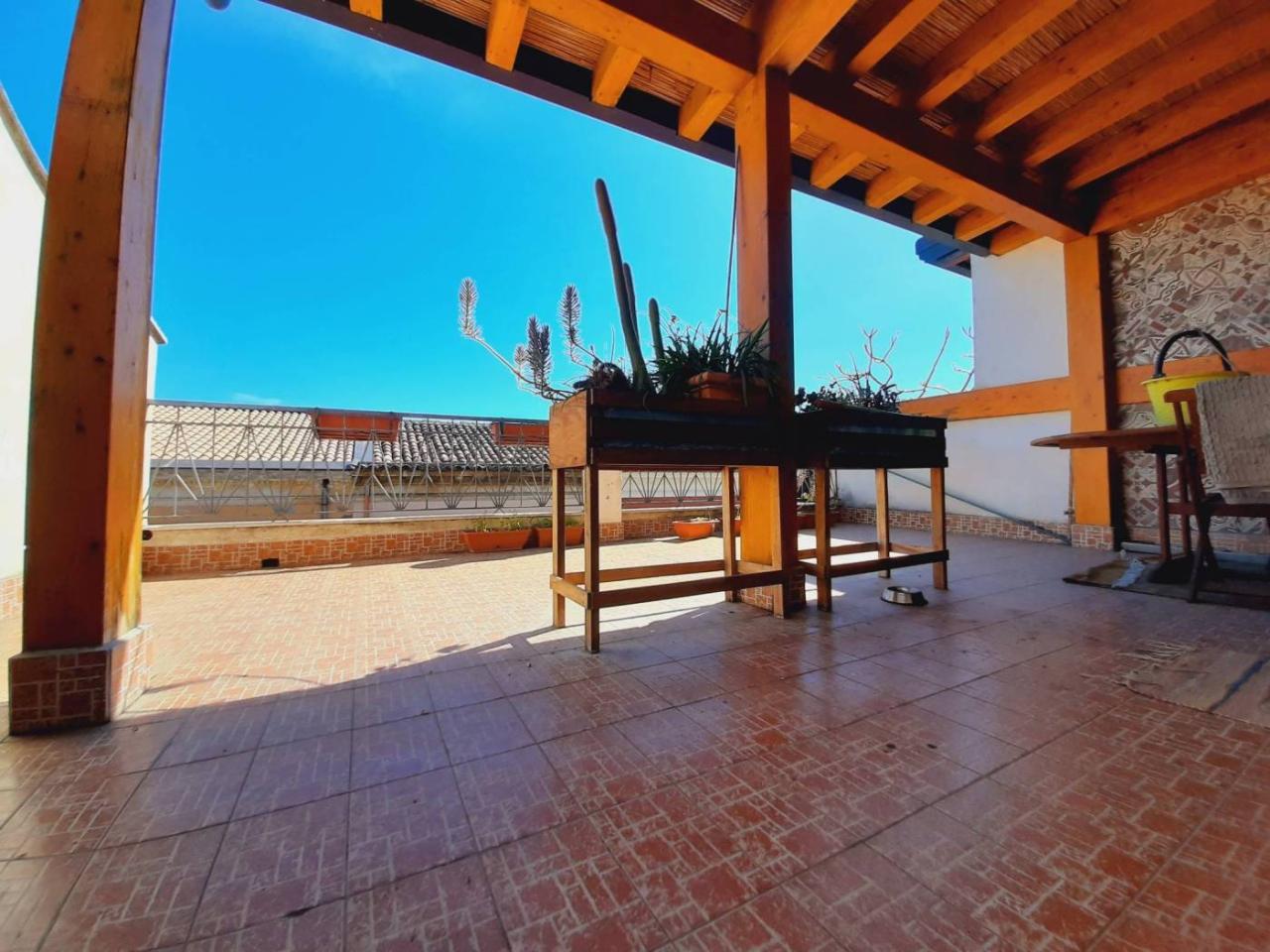 8 rooms House in Riposto, Italy No. 24436