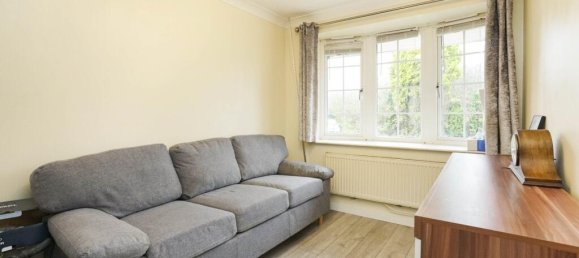 Casa en Swadlincote, United Kingdom No. 2887 5