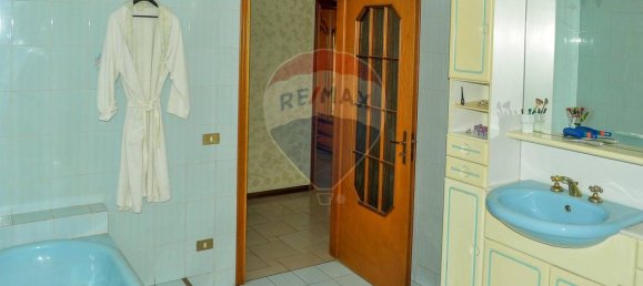5-Zimmer Haus in Mascalucia, Italy, Nr. 108351 2
