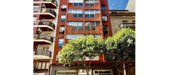 4 bedrooms Apartment in Lleida, Spain No. 138847 2