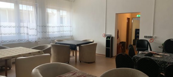 Gewerbliche Immobilie in Neunkirchen, Austria 163m², Nr. 137939 3