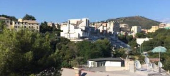 Ático de 2 dormitorios en Genoa, Italy No. 171443 3