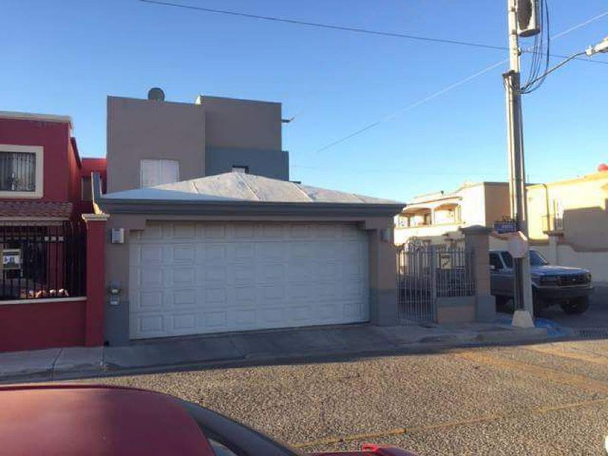 Дом с 3 спальнями в Мехикали, Мексика № 152640