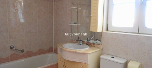 Villa de 3 dormitorios en Fuengirola, Spain No. 148165 16