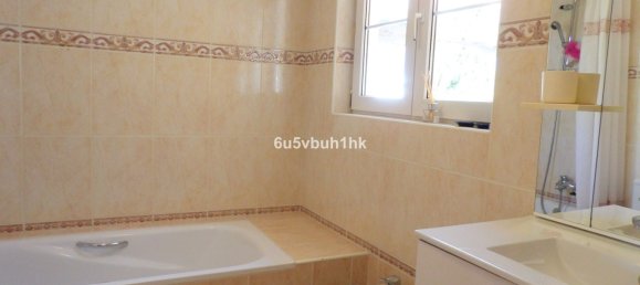 Villa de 3 dormitorios en Fuengirola, Spain No. 148165 18