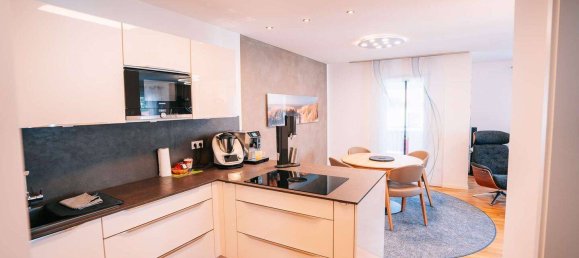 Квартира с 3 спальнями в Аугсбург, Германия № 365837 2