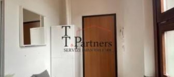 4 rooms House in Campi Bisenzio, Italy No. 40327 26