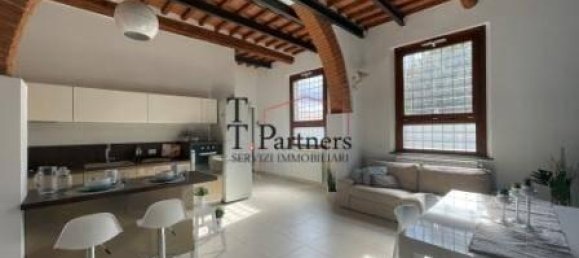 4 rooms House in Campi Bisenzio, Italy No. 40327 3