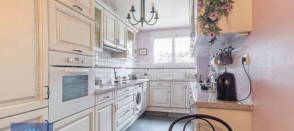 3 bedrooms Apartment in Mennecy, France No. 177750 4