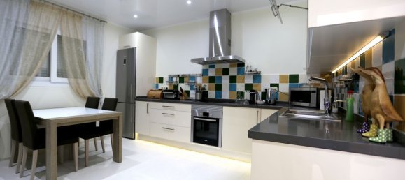 4 غرف نوم منزل في Marbella, Spain رقم 28184 4