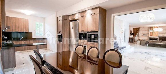 6 Schlafzimmer Villa in Forte dei Marmi, Italy, Nr. 325603 20