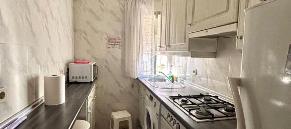 Apartamento de 2 dormitorios en Madrid, Spain No. 177949 4