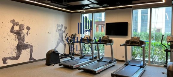 Apartamento T2 em Dubai, UAE N.º 8444 4