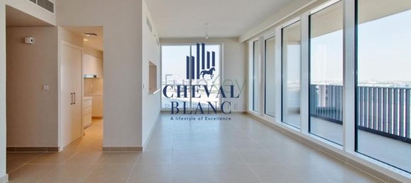 Apartamento T2 em Dubai, UAE N.º 8444 8