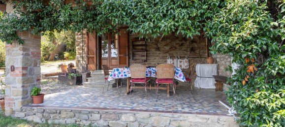 5غرفة منزل في Cortona, Italy رقم 102198 5