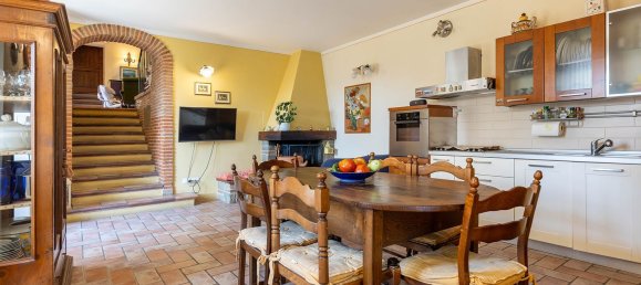 5غرفة منزل في Cortona, Italy رقم 102198 9