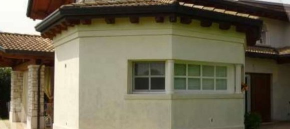 9 rooms Villa in Pordenone, Italy No. 306916 5