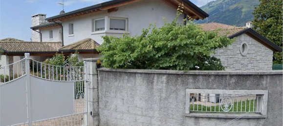 9 rooms Villa in Pordenone, Italy No. 306916 4