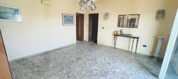 6-Zimmer Wohnung in Valenzano, Italy, Nr. 29385 3