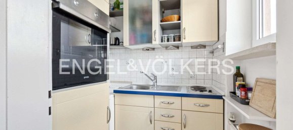 Studio in Munich, Germany No. 243349 4