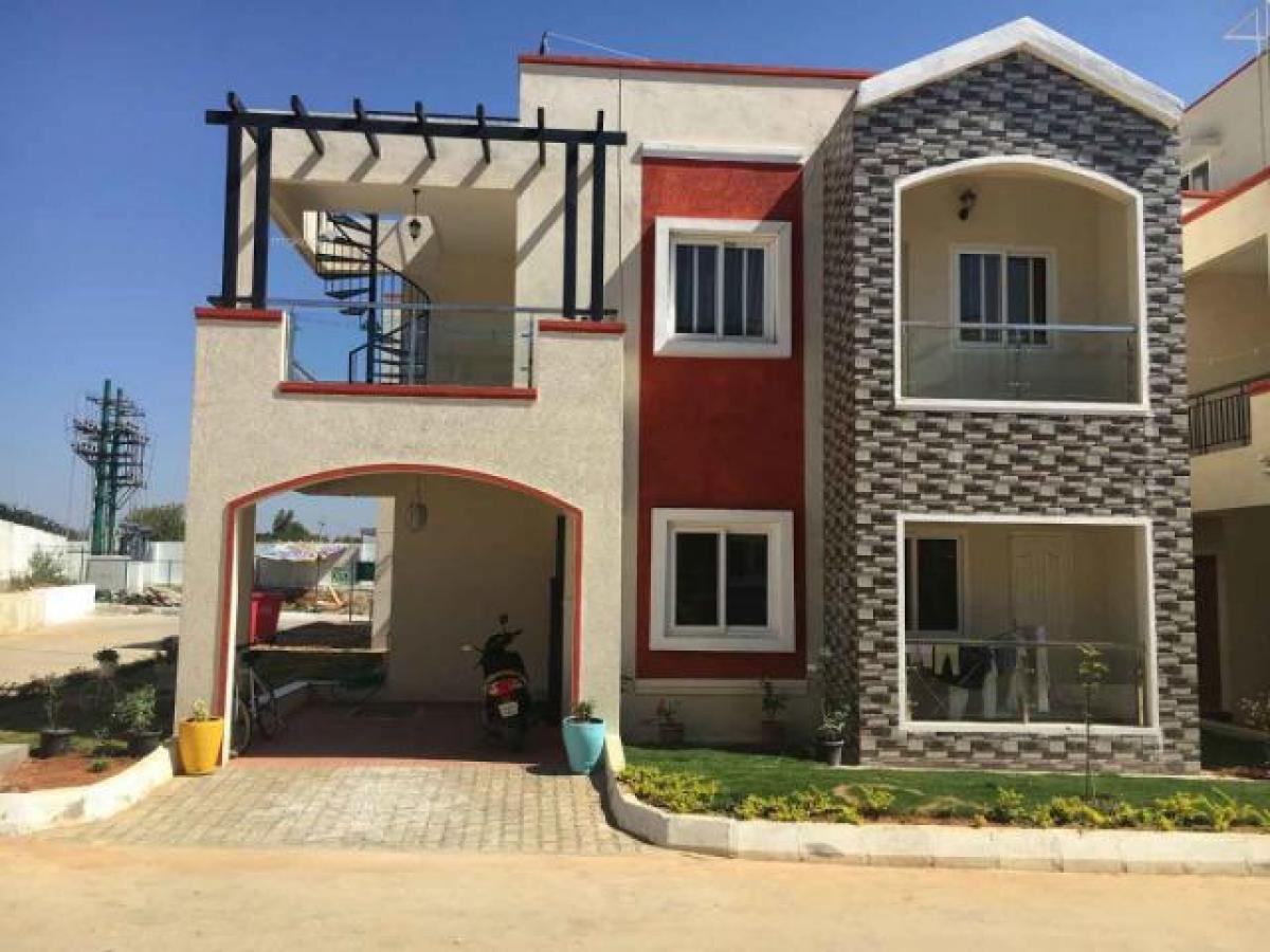 4 bedrooms House in Bangalore, India No. 2381